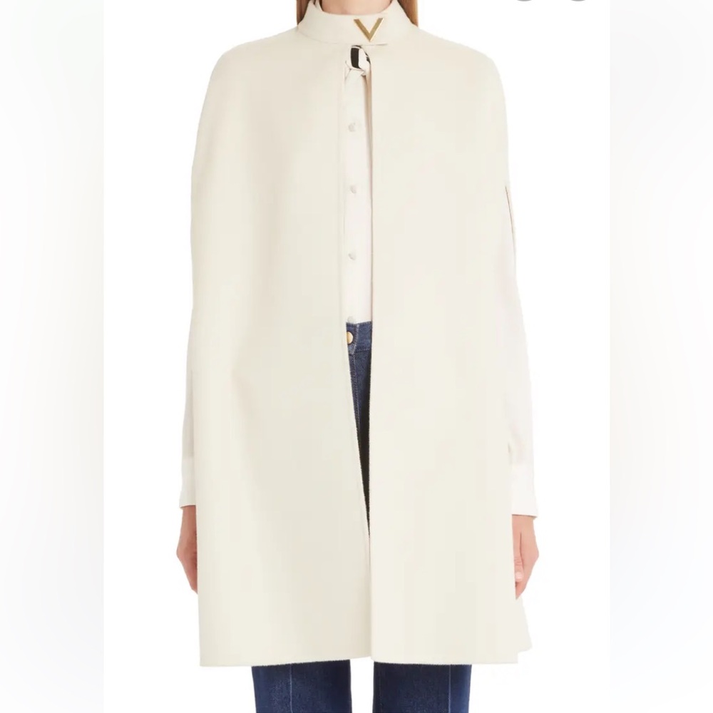 (NWT!!) Valentino V-Detail Double Face Wool & Angora Rabbit Cape